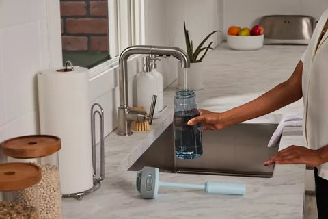 Contigo® Wells Plastic Filter Water Bottle with AUTOSPOUT® Straw Lid, 32 Oz.-Dark Ice
