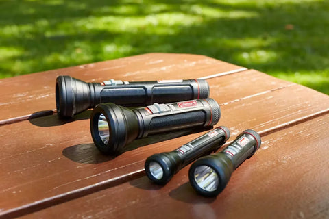 BatteryGuard™ 50M Flashlight