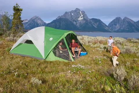Evanston™ Screened 8 Tent