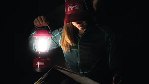 400 Lumens Personal LED Lantern with 4D Battery